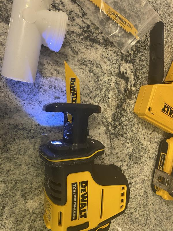 Dewalt 12v one handed deals reciprocating saw