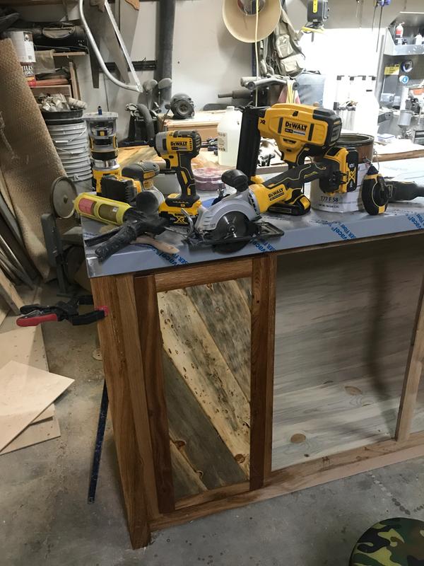 DEWALT DCS571B Atomic 20V Max Brushless 4 1/2 Cordless Circular Saw (Tool  Only)