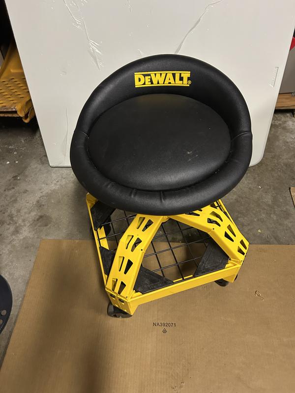 DEWALT 28-Inches x 17-Inches Work seat in the Creepers