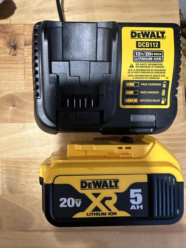 Dewalt battery best sale charger manual dcb112