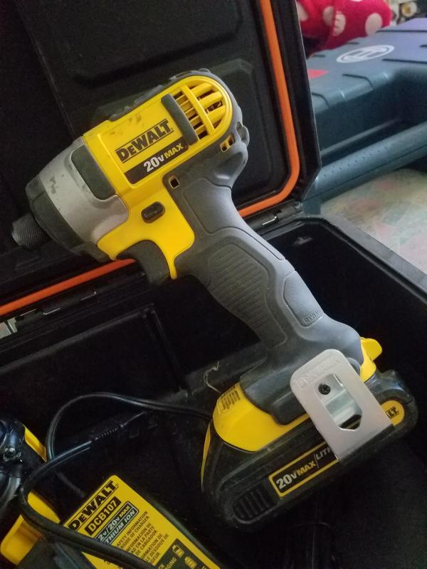 Dewalt dcf885l1 2024