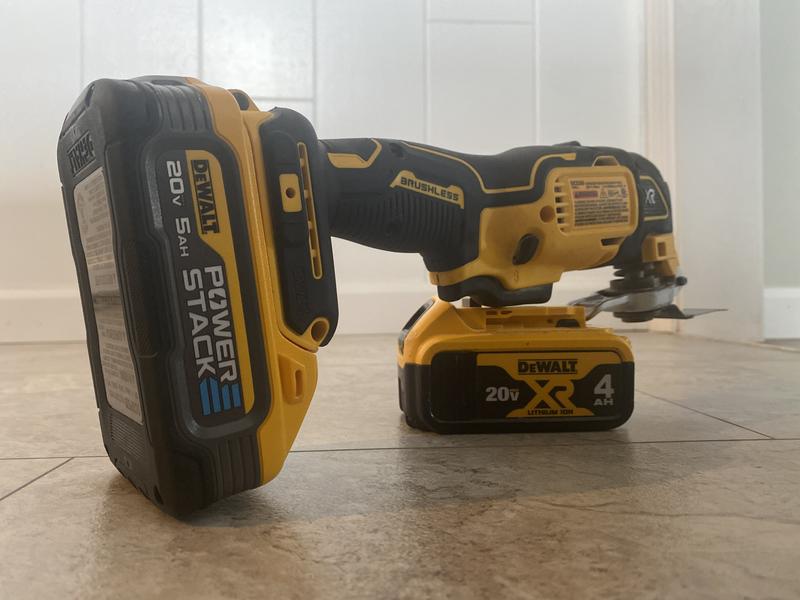 DEWALT Powerstack - Batería de 20 V MAX, recargable, 5 Ah, iones de litio,  paquete de 2 (DCBP520-2)