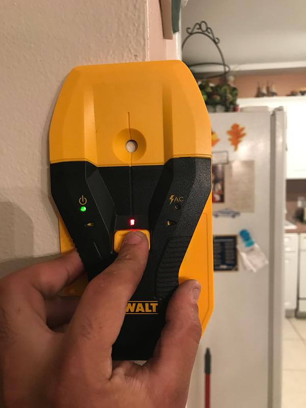 DEWALT 1-1/2 in. Stud Finder DW0150 - The Home Depot