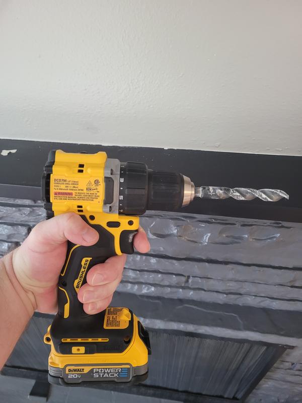 ATOMIC 20V MAX Brushless Cordless 1 2 in. Drill Driver Kit DEWALT