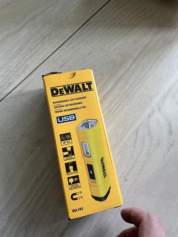 DeWalt DCL 043 18V XR Li-Ion Lampe torche LED sans fil + 1x Batterie 5,0 Ah  + Chargeur