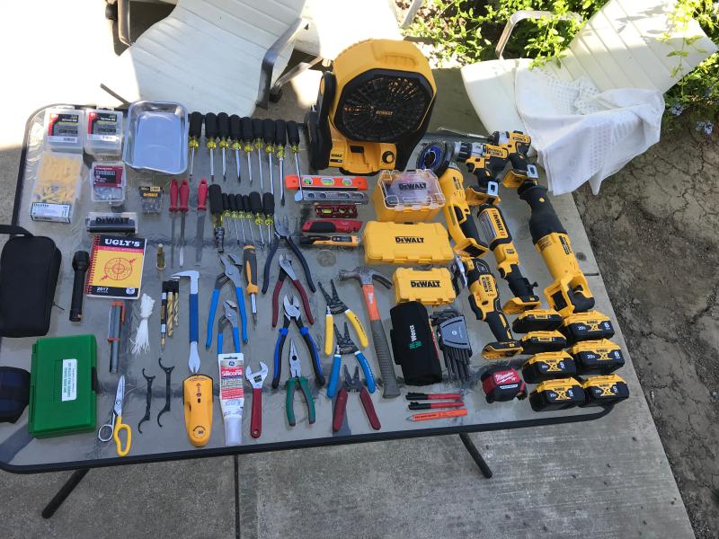 Everything for my power tools is DeWalt , the best for my work!