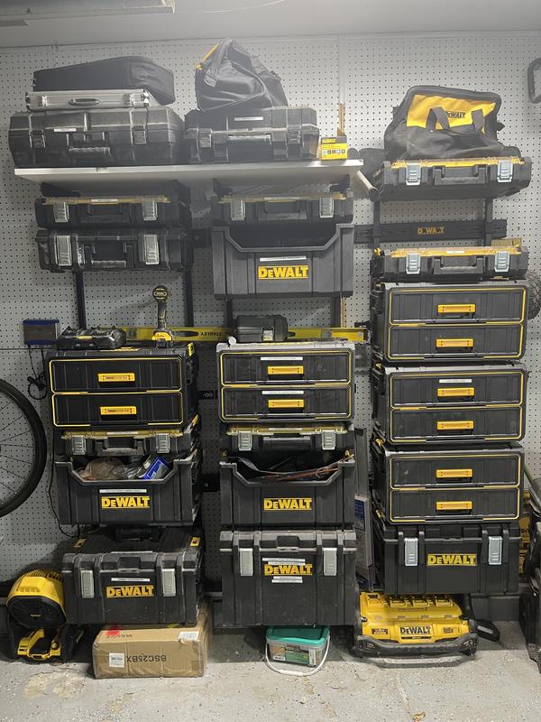 Battery storage set up inside the Tough System 2.0 drawer. : r/Dewalt