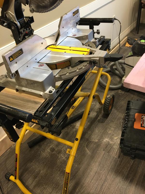 Dewalt rolling miter saw stand hot sale