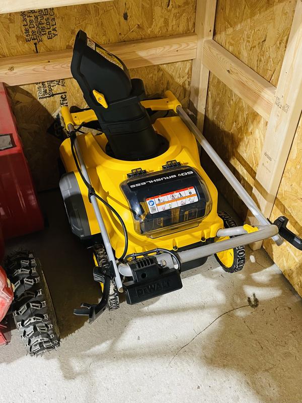 DeWALT 60V MAX Single-Stage Snow Blower Kit, 21 D&B Supply