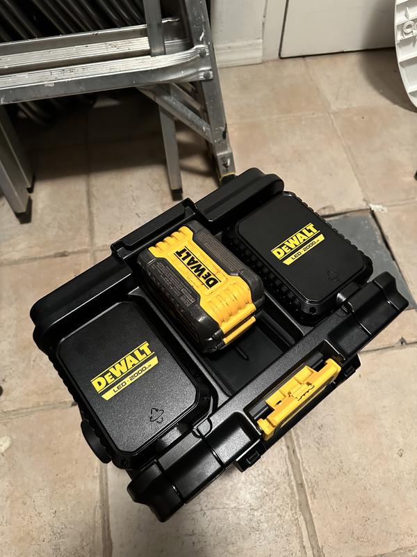 DEWALT TOUGHSYSTEM 2.0 ADJUSTABLE WORK LIGHT WITH STORAGE