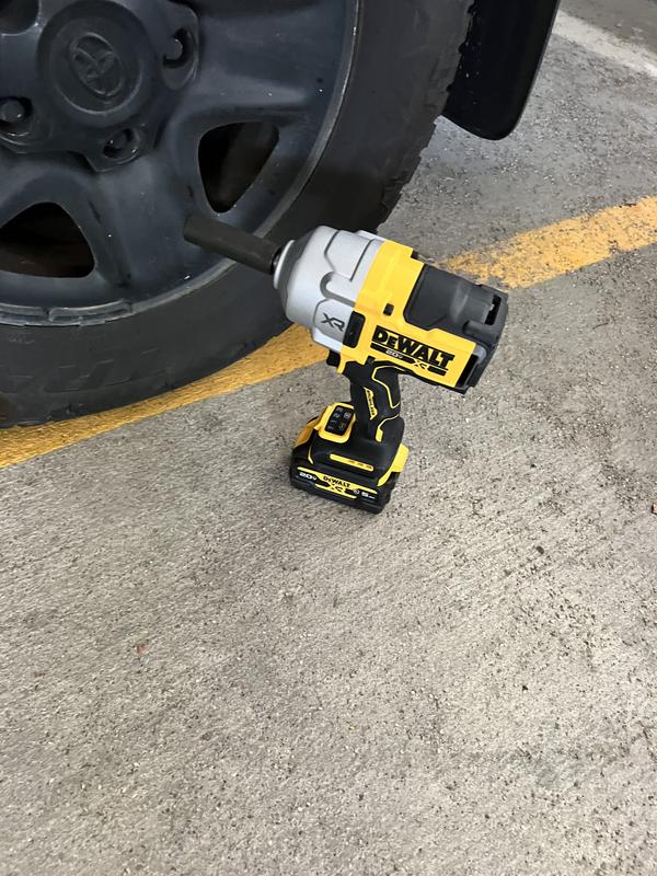 Dewalt impact deals wrench for tires