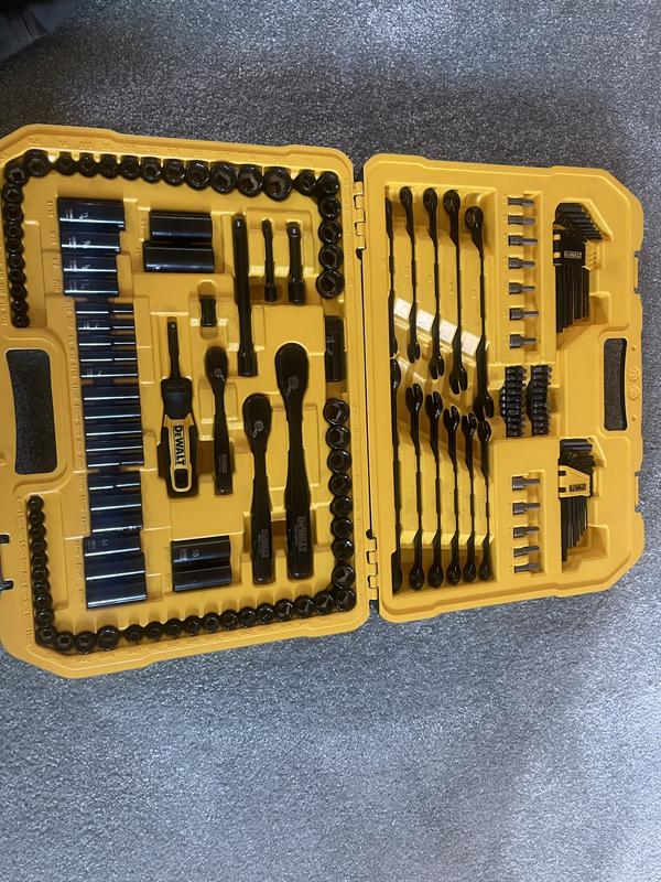 181 piece best sale dewalt tool set