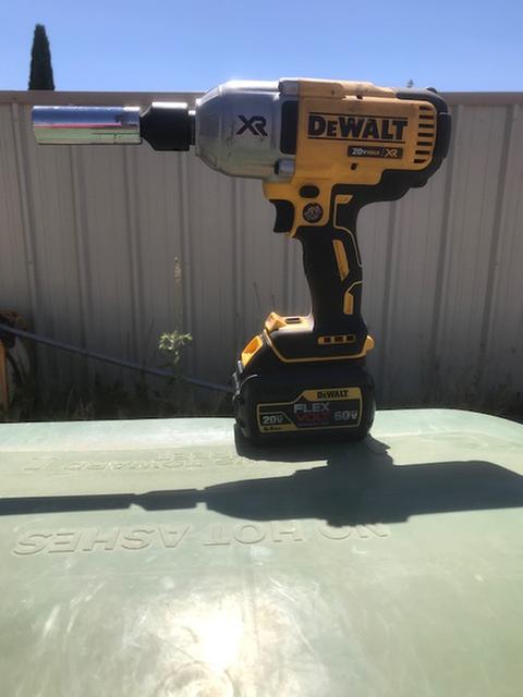 DEWALT XR Variable Speed Brushless 3/4-in square Drive Cordless