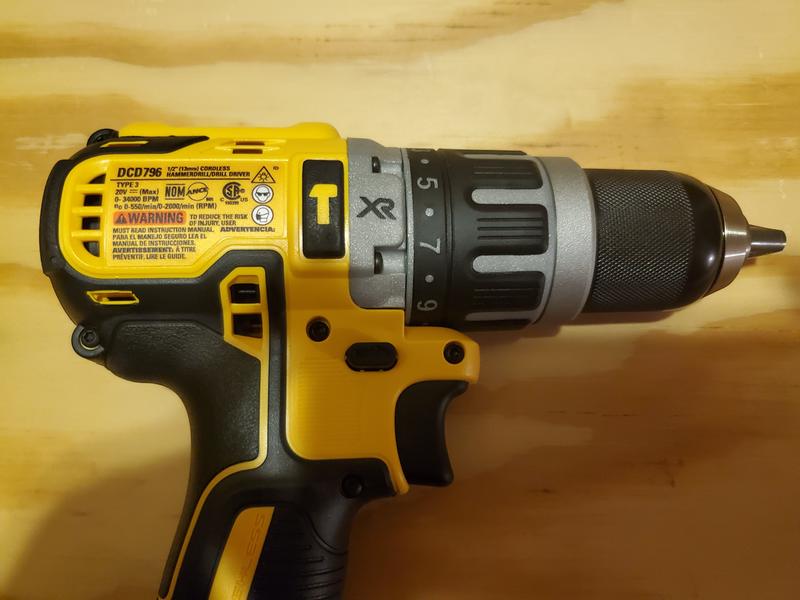 Dewalt 20v max cordless online drill combo kit dck287d1m1