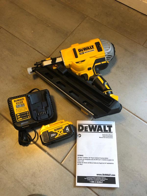 DEWALT 20V MAX XR Lithium-Ion Cordless Brushless 2-Speed 30° Paper Collated  Framing Nailer (Tool Only) DCN692B - The Home Depot