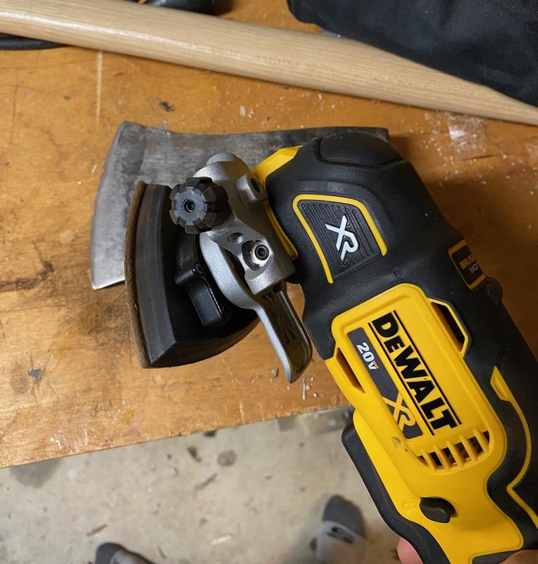 DEWALT 20V MAX 3-Speed Oscillating Tool Kit DCS356SD1 Blain's Farm   Fleet