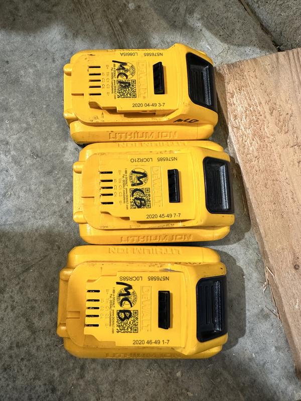 BATERIA DEWALT 18V 4AH LITIO