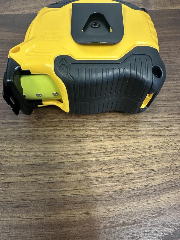 Open slot to use your finger to hold the tape in place for quick measurements