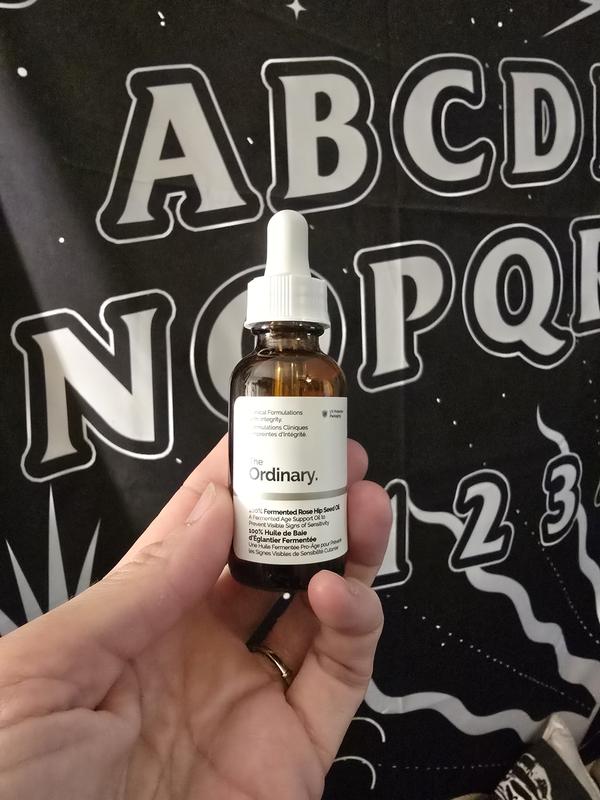 100% Fermented Rose Hip Seed Oil | The Ordinary
