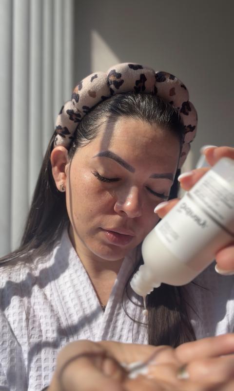 Customer photo for "Hydrated and luminous skin"