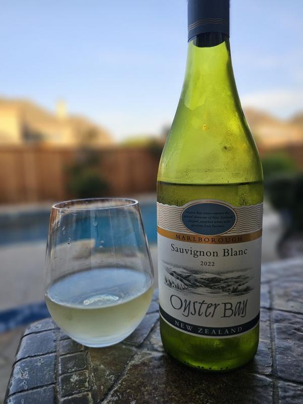 Oyster Bay Sauvignon Blanc White Wine New Zealand, 750 Ml, 42 OFF