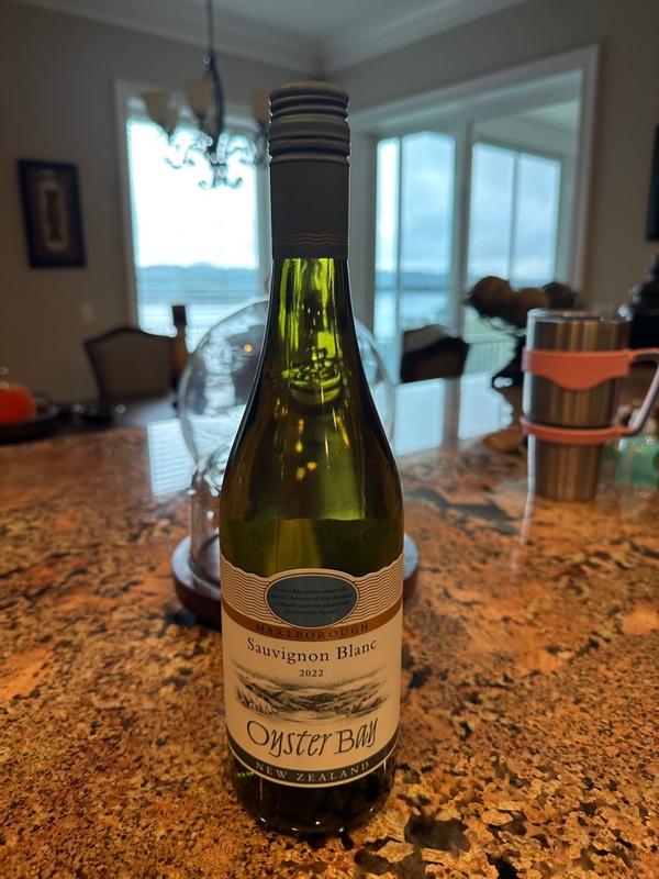 OYSTER BAY 2022 SAUVIGNON BLANC