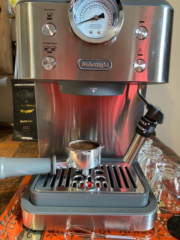 De'Longhi, Classic Espresso Machine | Zola