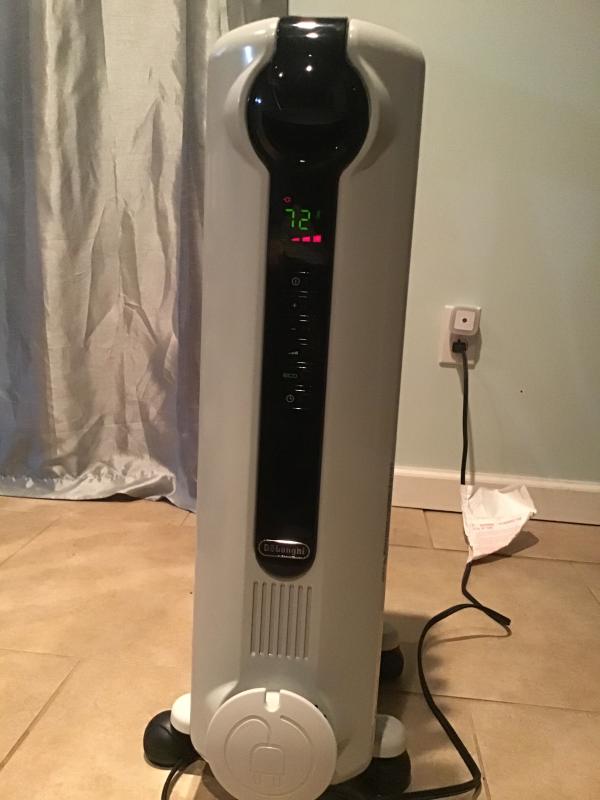 Oil Filled Radiator Heater | DeLonghi