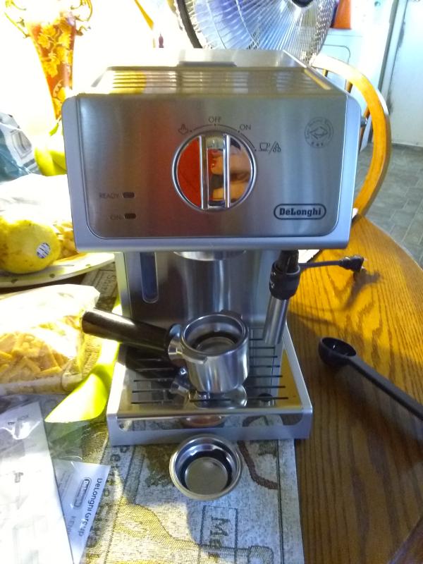 Máquina de Café Tipo Barista Delonghi - ECP3630 