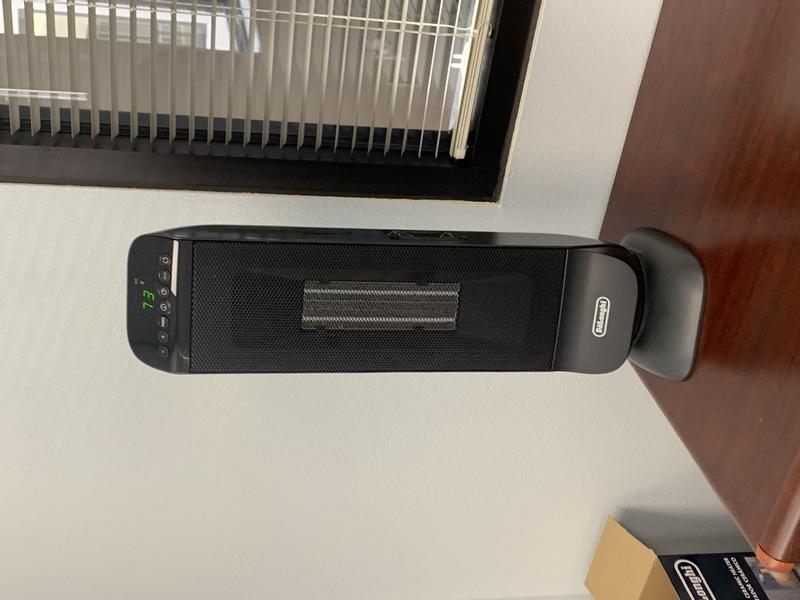 Ceramic Tower Heater | De'Longhi