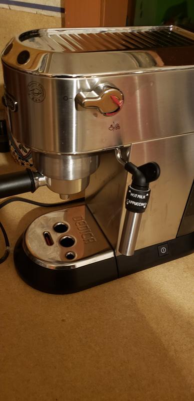 De'Longhi Dedica EC685.R Macchina da Caffè Espresso Manuale e Cappuccino &  DLSC500 ECODECALK Decalcificante Macchine Caffè Ecologico, Ingredienti da  Materie Prime Naturali, 500 ml : .it: Casa e cucina