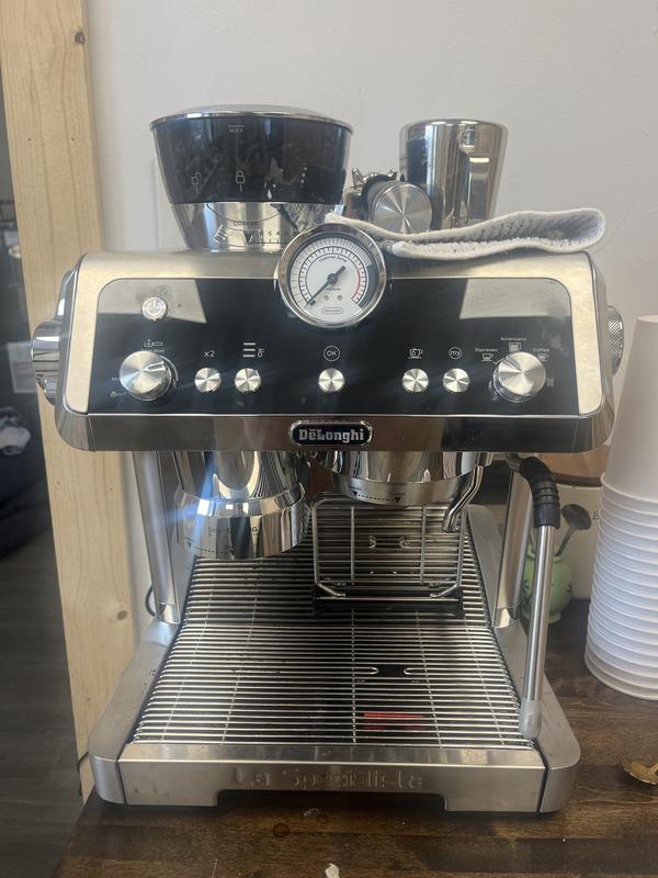 La Specialista Prestigio Espresso Machine De Longhi