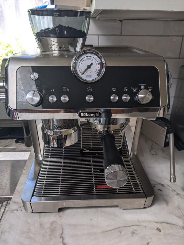 La Specialista Prestigio Espresso Machine De Longhi