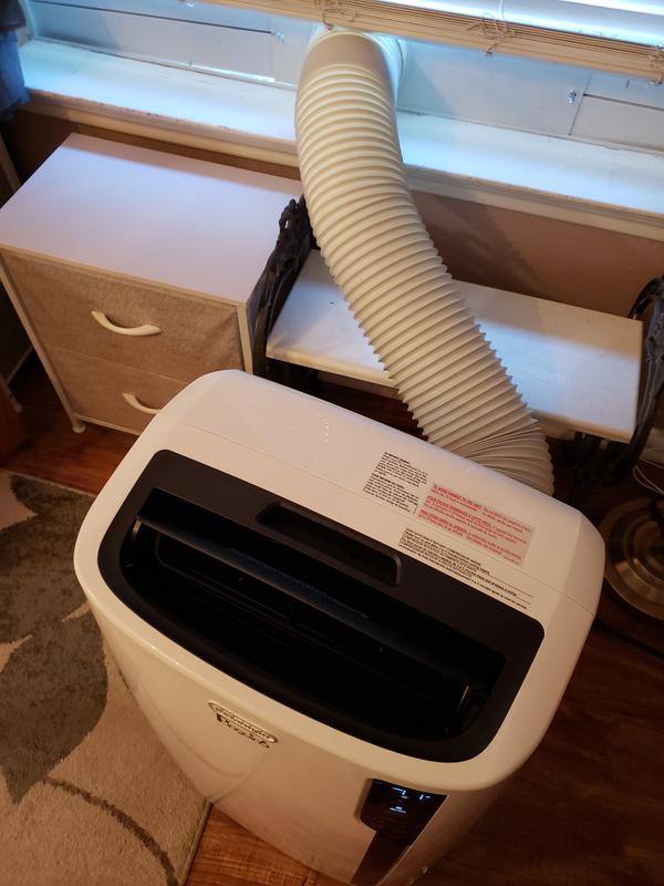 Arctic Whisper Portable AC Unit 700sq ft De Longhi CA