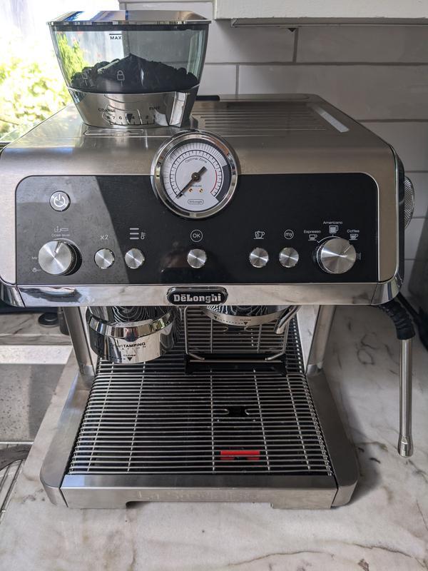 La Specialista Prestigio Espresso Machine De Longhi