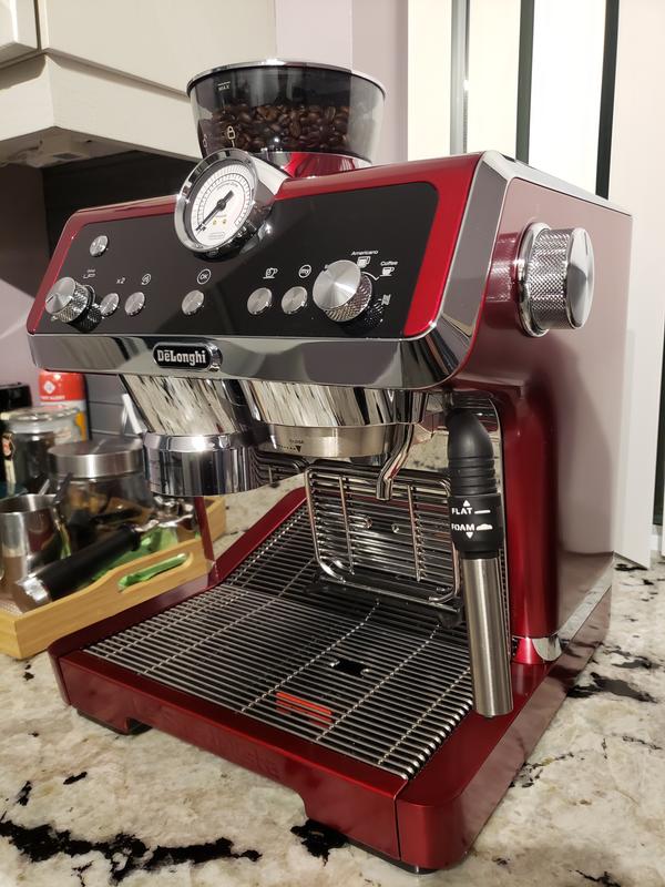 La Specialista Espresso Machine EC9335BK DeLonghi