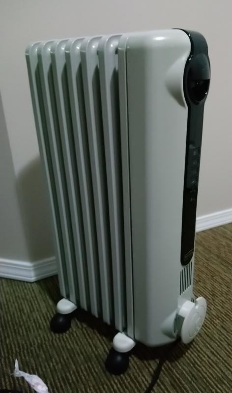 Oil Filled Radiator Heater | DeLonghi