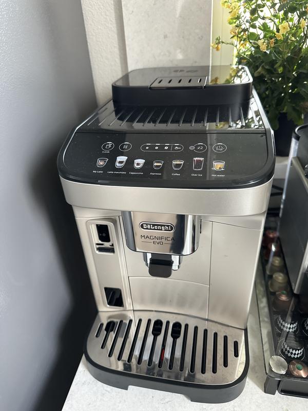 De'Longhi Magnifica Evo One Touch review: A hot, frothy Black Friday deal