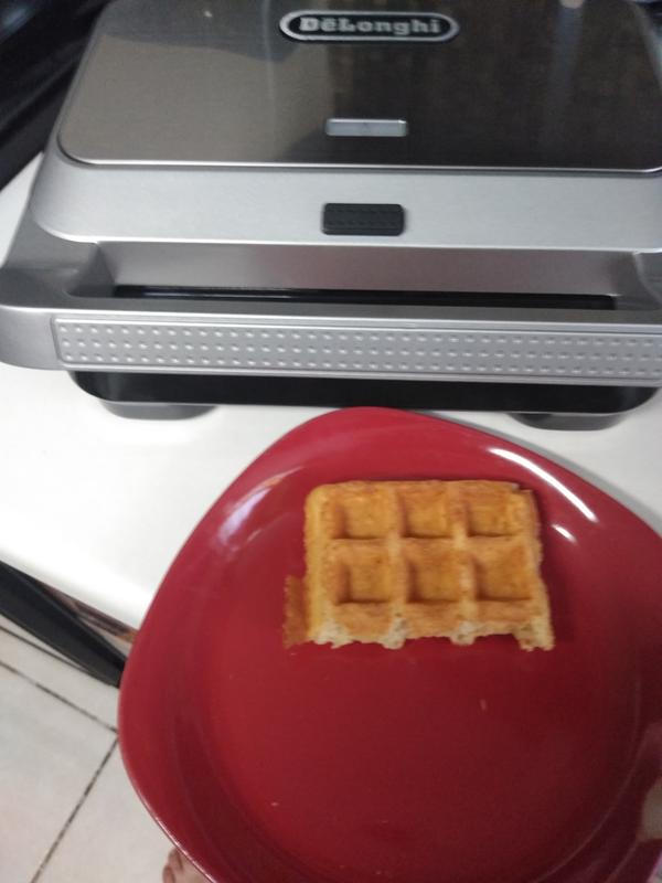 Livenza Electric Indoor Grill Waffle Press DeLonghi CA