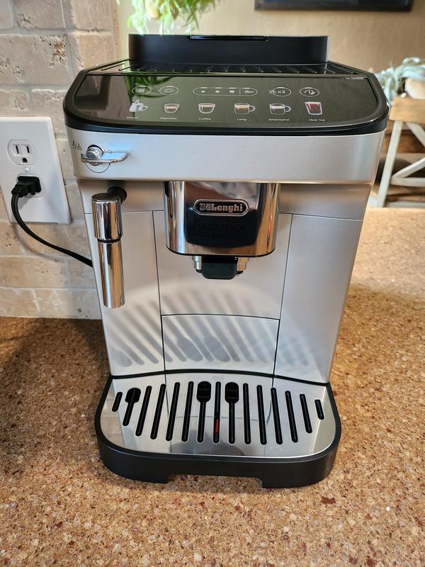 Delonghi Magnifica with Steam wand ECAM29043SB