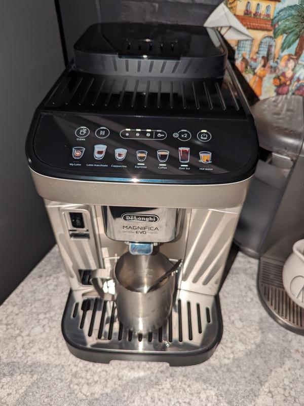 De'Longhi De'Longhi Magnifica Evo with LatteCrema System, Fully Automatic  Machine Bean to Cup Espresso Cappuccino and Iced Coffee Maker, Colored Touch