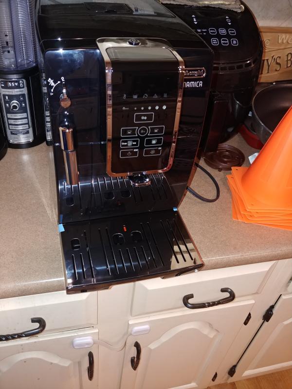 De’Longhi Dinamica TrueBrew Over Ice Automatic Coffee and Espresso Maker in White Bed Bath