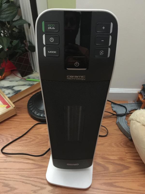 Ceramic Digital Tower Heater | De'Longhi