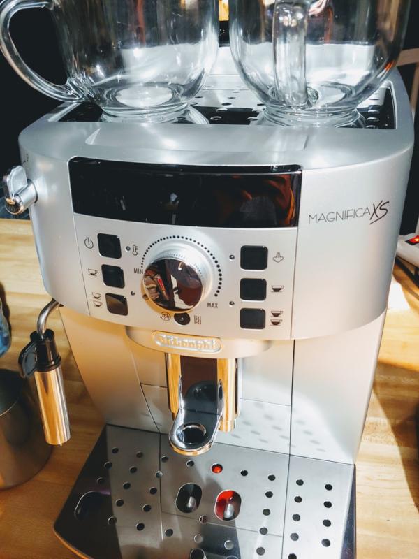 Descaling delonghi hotsell magnifica xs