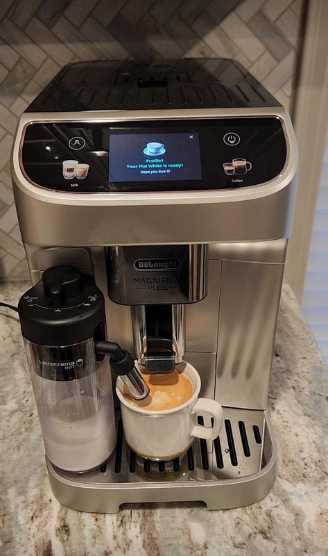 Magnifica Plus Espresso Machine | De'Longhi