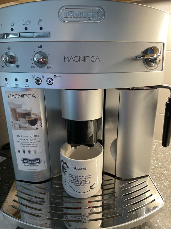 DELONGHI MAGNIFICA COFFEE & CAPPUCCINO MAKER IN BOX - Earl's Auction Company