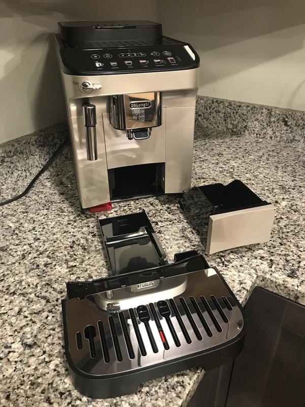 DeLonghi Magnifica Evo Automatic Coffee Maker - Black – The Culinarium