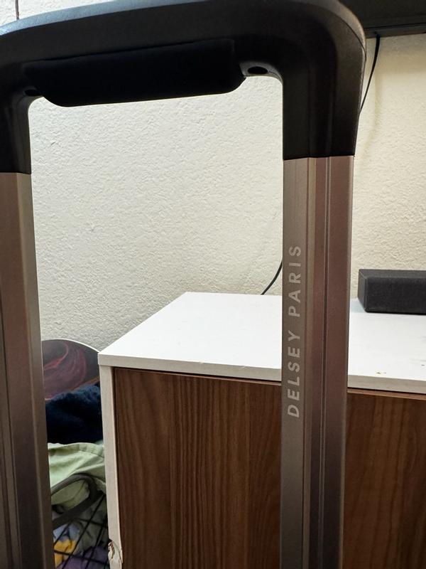 Customer carousel item 6.