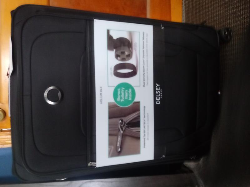 Absolutely in love!! *Front of suitcase*