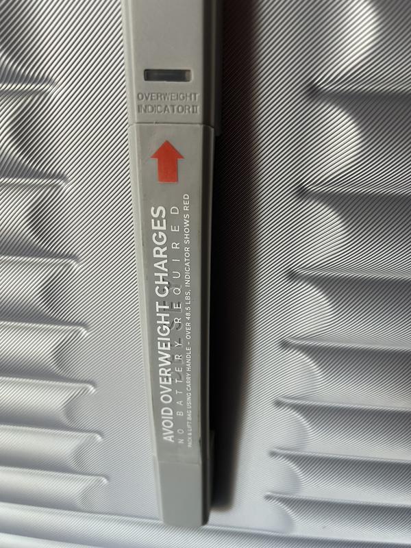 Overweight indicator built-into the handle